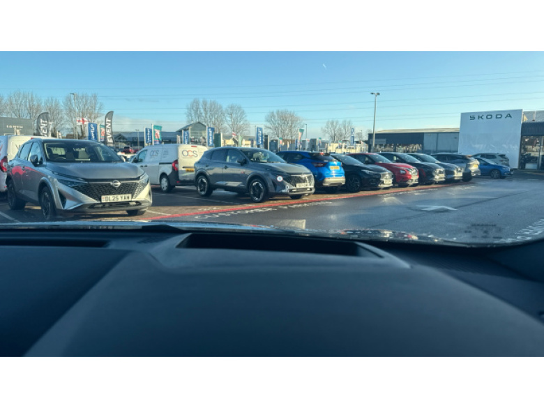 Nissan Qashqai 1.3 DiG-T MH Tekna 5dr Petrol Hatchback